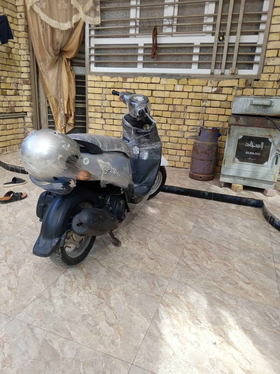 سلام عليكم دراجه فله للبيع دراجه مكينه ناعمه خير من الله دراجه مكفوله من كلشي ختم واحد ويه المكينه موديل 2012مكاني عماره خاص ما موجود رقم:***********
