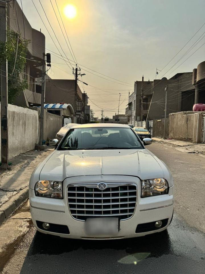 اوباما 2010 كنديه محرك  2700  6 سلندر ماشيه: 195 الف  السياره بدون صبغ ومكفوله گير ومكينه تحكمات كشن وشاشه تحكم لمس وكامره خلفيه مع دوران وحساس مبدل بيها قبق الجنطه فقط ابلادي وبارد ب الجاملغ الامامي والبنيد موجوده صورة البارد جدآ بسيطه ولون السيارة ابيض⚪️
الرقم بغداد خصوصي السنويه بأسمي ما ساقطه  تحويل ثاني يوم

💎 ســعــر ✅ ::  135 ورقه وبيها مجال جدآ بسيط📮

ملاحضه : مكان السياره بغداد والسياره استعمال شخصي مو مال خط تجي تفحص السياره سونار وتگلبها بيدك السياره نضيفه حيل

الرقم 
***********
