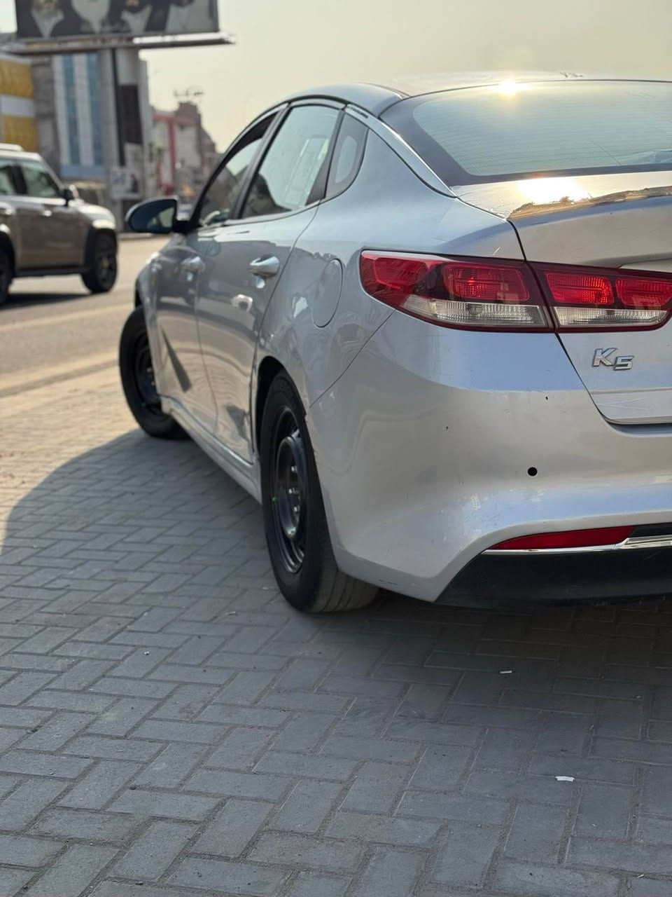 كي فايف زيرو وجديد ومتوم وعلا جازه كص جنطه  سياره غاز كشنات جلد تحكم استيرن برده خلفيه 
وغاز اصل ومكانها بصره ورجان بس شراي انتصل المشراي لا يخابر 
سعر 58 وبيها مجاا الشراي 
لا تراسل فقط انتصال ***********
