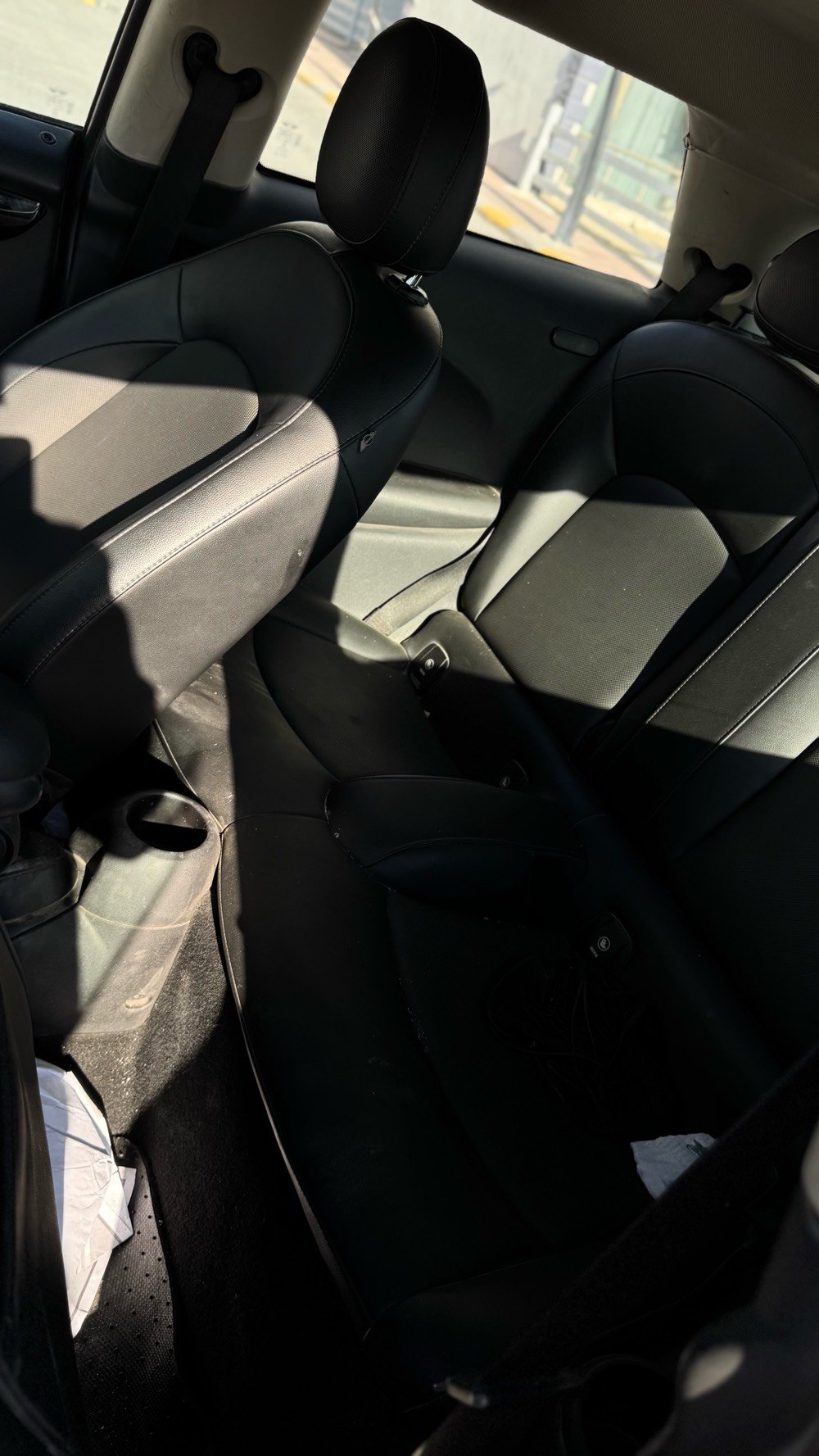 مني كوبر MINI COOPER
بلاد بدون اضفات ولا شي 
 تك باب توكلر فول مواصفات عدا فتحة
مديل : 2016 امريكي
ماشية : 78km الف
حادثها بنيد فقط بدون دواخل وبل عراق صار بيها باب صبغ
بصمة تشغيل علامة ترحيب مري شفط يدوي 
كشنات جلد بلادي كشنات تبريد
اوتو ستوب كروز سرعه تحديد مسار فول تحكمات ستيرن
لد داخلي متغير لايتات زنون 
كير اوتماتيك 3 قيادات نورمال و گرين و سبورت
محرك 1500 شلعة وسرعه ورياضي نشاط ونظافة السياره خير من الله جديدة وصافية
تراي سياره العراق كله
رقم بغداد مميز هزة سنوية جديد بسمي
العنوان : بغداد السيدية
السعر 90$ وبيها مجال.