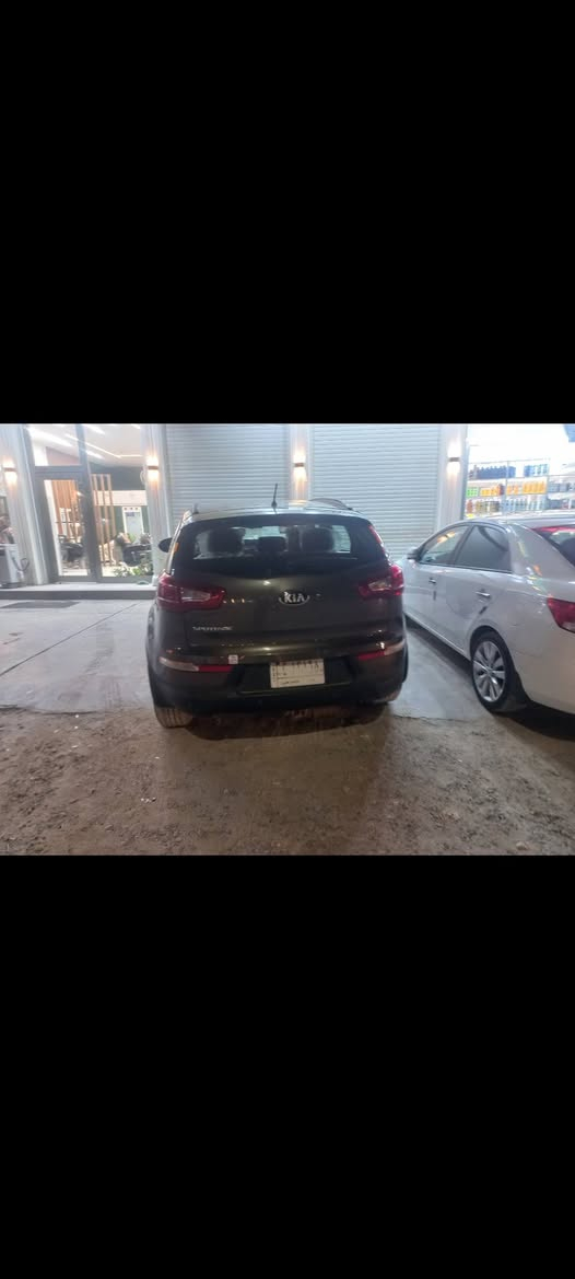 سيارة مكفولة لاصبغ ولا ضربه كلين موديل ٢٠١٣ رقم بغداد اريد مراوس اريد موديل حدث سبورتج او توسان يكون الفرق معقول تحياتي واحترامي الكم


**إذا كنت صاحب هذا الإعلان وتريد حذفه لأي سبب، رجاءا أرسل رسالة إلى الدعم الفني**