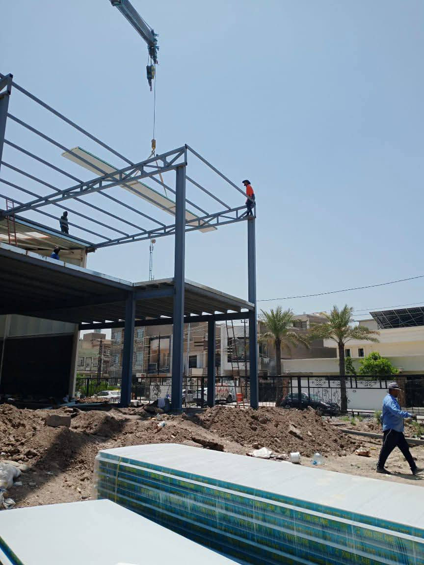 نعمل جميع انواع الحداده
جملونان طبكات هياكل حديد 
صقايف كيس بان 
كرفانات 
دروجه 
كل انواع الحداد
وهاي صوري ملك اليه واعمالي خاصه كله
***********
