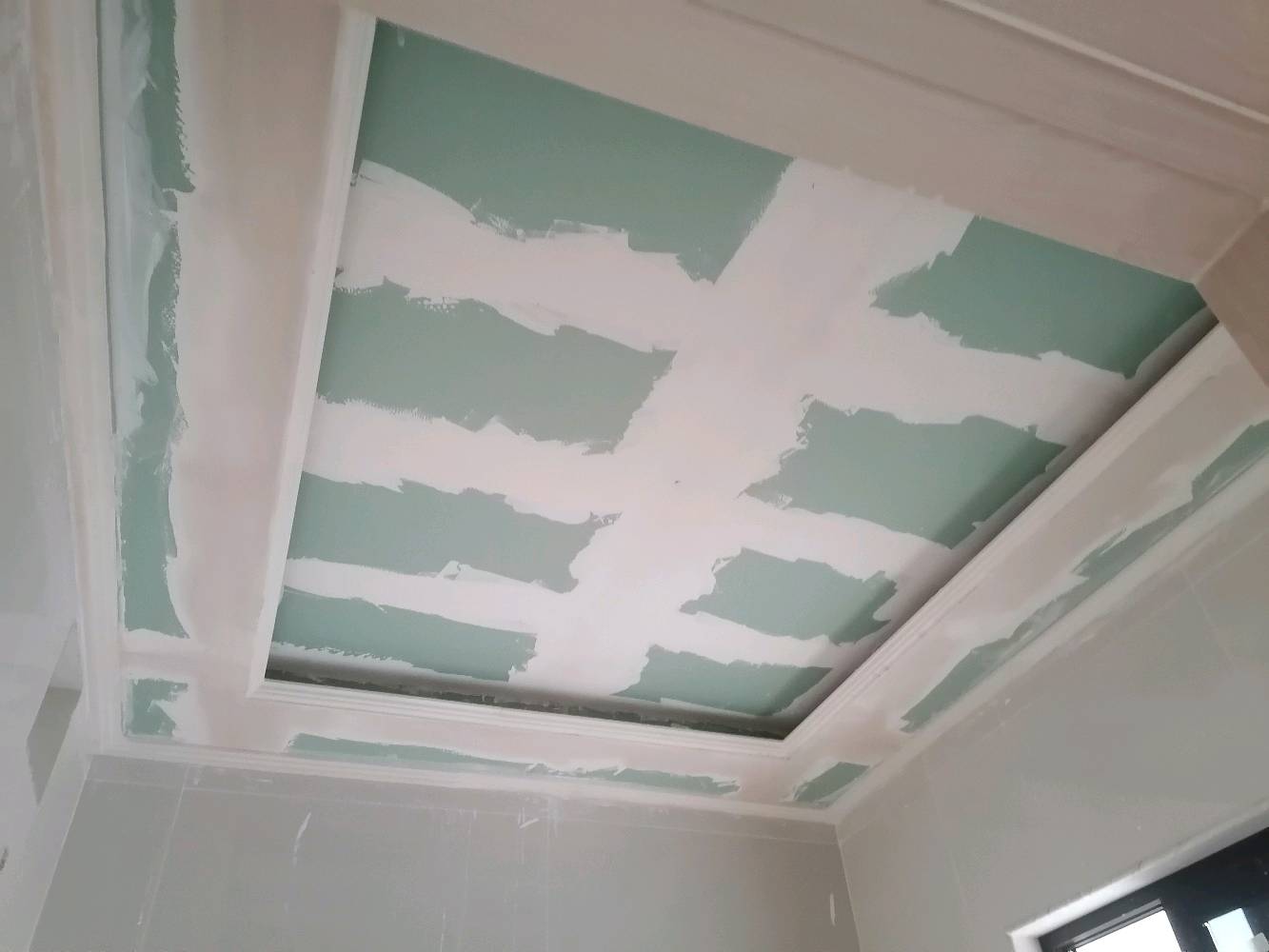 ديكورات داخليه خارجيه صبغ ديكور بلازمه جبسن بورد بانسب الاسعار ديالى بلدروز 