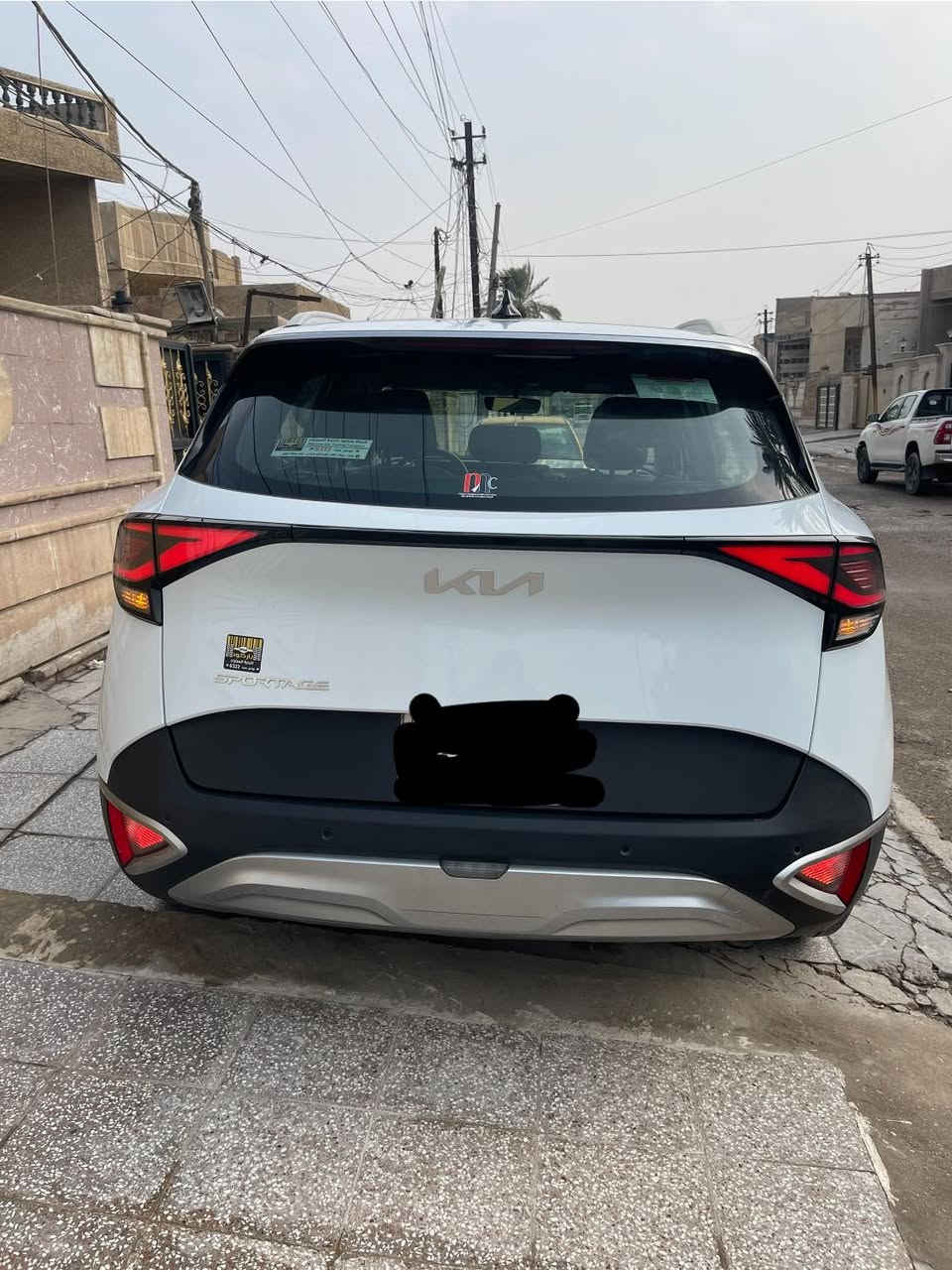 سلام وعليكم للبيع سيارة 🚗 كيا سبورتج خليجي موديل 2022 محرك 200 دوش ماشيه 72 الف مكفوله كفاله عامه سياره جديد لوك سبير منازل السعر 215 وبيه مجال المكان بغداد الرقم الهاتف *********** الرقم بغداد
