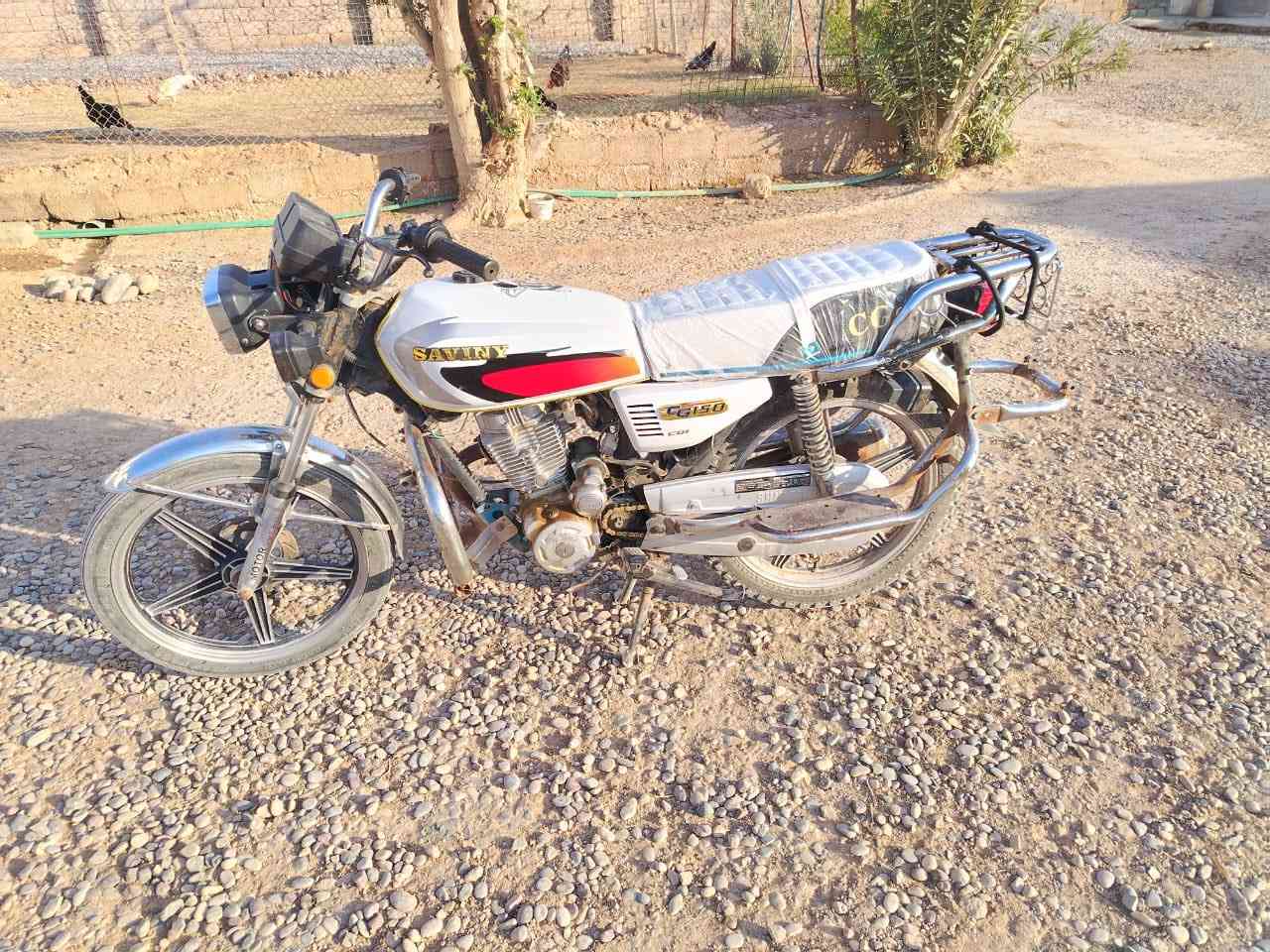 موطور للبيع موديل 2020 كهربايات شغاله سعر 275 وبي مجال ***********
