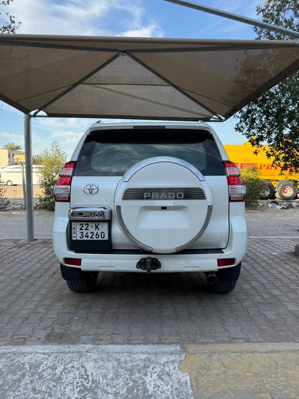 تيوتا برادو للبيع موديل ٢٠١٥ خليجي محرك ٤ سلندر ٢٧٠٠ سيارة جديدة وجاهزة سبعه راكب تبريد تلث قطع كشنات كهرباء شاشة كامره حساسات تحكمات سيارة صار بيها شبرين صبغ قفط والصباغ رش البابين وداير مال الجاملغ كلير فقط سيارة برغي واحد مامفتوح بيها سيارة ماشيه ٩٨ الف رقم اربيل الجديد بسمنه تحويل ثاني يوم سعرها ٢٢٥ ورقه ومكان السيارة بغداد ***********
