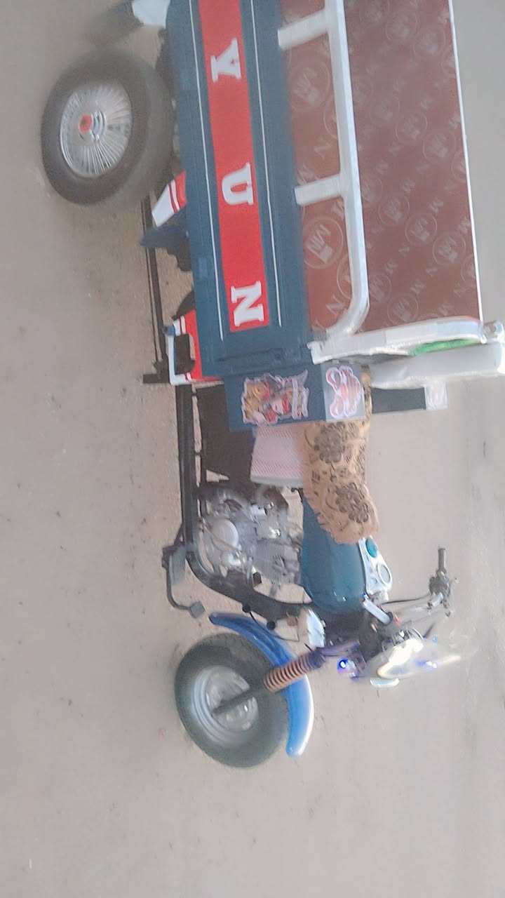 السلام عليكم ستوته للبيع دايون اوراق اصولي 2015كامله من كلشي مكفوله كفاله عامة السعر 1200وبيهة مجال هاذه رقمي ***********والخاص مفتوح
