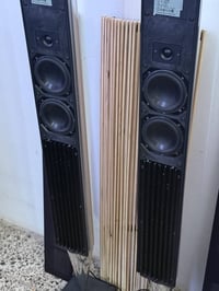 بانغ أند أولوفسن BeoLab 8000 • سماعات أرضية • مضخم مدمج