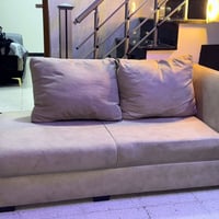 كنب • ٨ مقاعد • قابل فصل