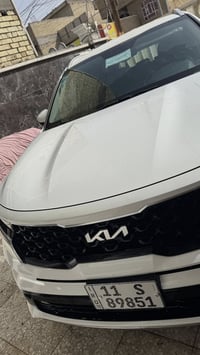 كيا سورنتو ٢٠٢٣ خليجي السياره ماشيه ٦٤ الف حقيقي نص مواصفات العاديه ما...