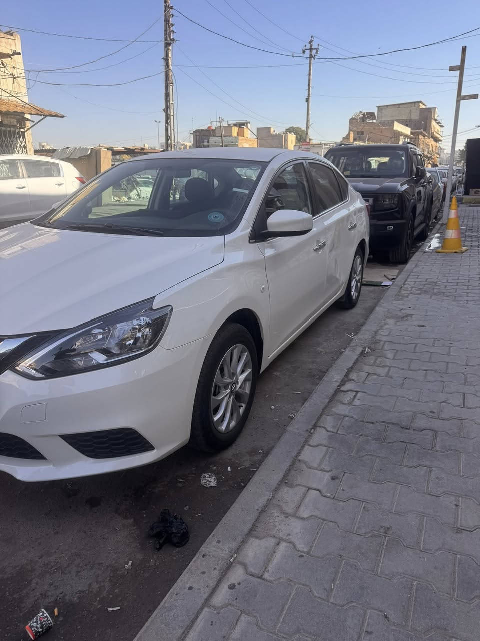 نيسان سنترا ٢٠٢٤
ماشيه 12239
بيها ظربه بل باب خلف السايق  بدون تصليح 
 
السعر ١٢٥$
***********  بي وتساب  
السيارة رقم اربيل
