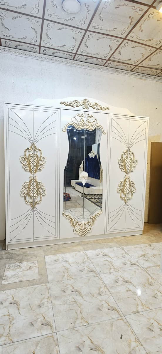 اهلا وسهلا متابعينه الكرام 🌹
نقدم لكم غرفة تركية حديثه مودرن متكونه من 7 قطع مع هدية طابوريه  سعره 800 مع شد ونقل داخل بغداد مجاني  ✨
ملاحظه// اول حجز اله خصم ويكون سعر الغرفة 700شامل شد ونقل داخل بغداد مجاني  
متوفر توصيل للمحافظات لطلب والاستفسار مراسله الصفحه او واتساب ***********
