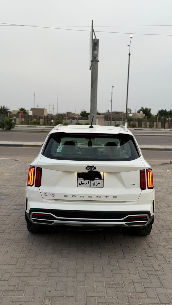 السلام عليكم كيا سورنتو موديل 2021 خليجي 6 سلندر رقم اربيل تحويل او وكاله مواصفات بصمه تشغيل بصمه ابواب صندوق خلفي كهرباء حساس امامي خلفي تشغيل عن بعد كير ماوس  7 راكب كفاله ضربه وتبديل وصبغ وبارد ماشيه 62KM جديده السياره. 
العنوان: بصره 
رقم الموبايل:***********
