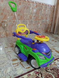 سيارة • بايسكل أسود • بايسكل أصفر