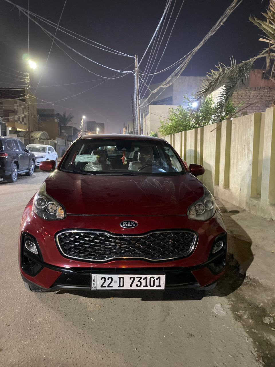 سبورتج 2020 مواصفات عاديه سويج مو بصمه رقم اربيل 
بدون ارباك السياره نظيفه وجديده حادثه فقط داعميه وبارد شبر بضبط في البنيد بدون تبديل اي قطعه 
السعر 160 وبيه مجال قليل
***********
