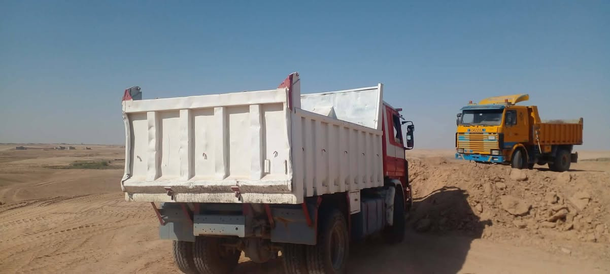 اسلام عليكم مكلف بلنشر
قلاب سكانيا تك 12 ونص
رقم صلاح الدين الماني طخم تايرجديد
محرك معمر جديد سعر140 وبيها مجال
***********
