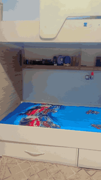 سرير طابقين • فرشات • نظيف