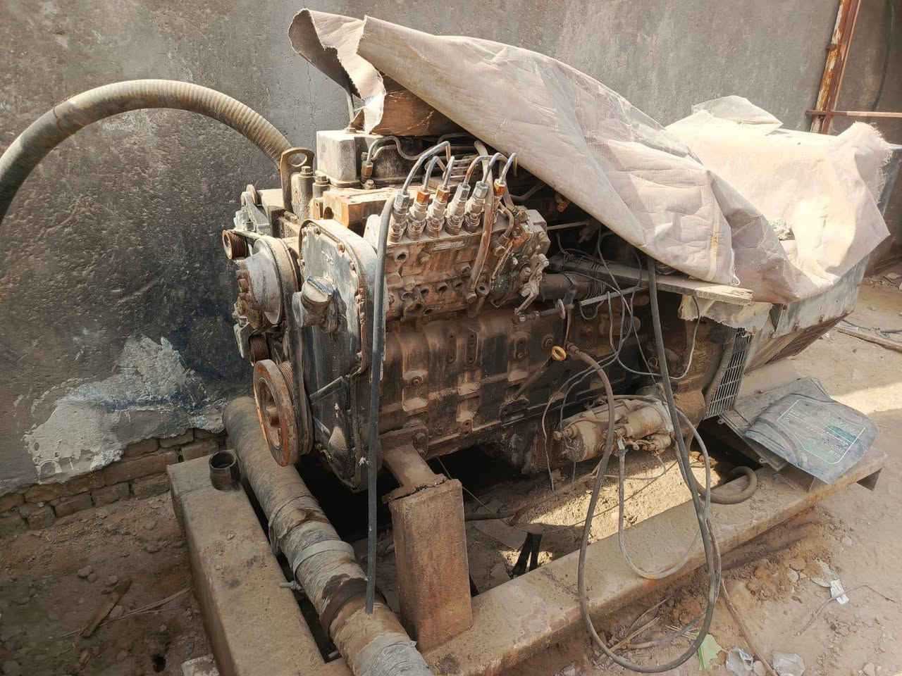 كمنز 12 والف توليد 160 كيفي مبدل بس رنك بيه لا بخار ولا تنقيص جاهزه ***********
