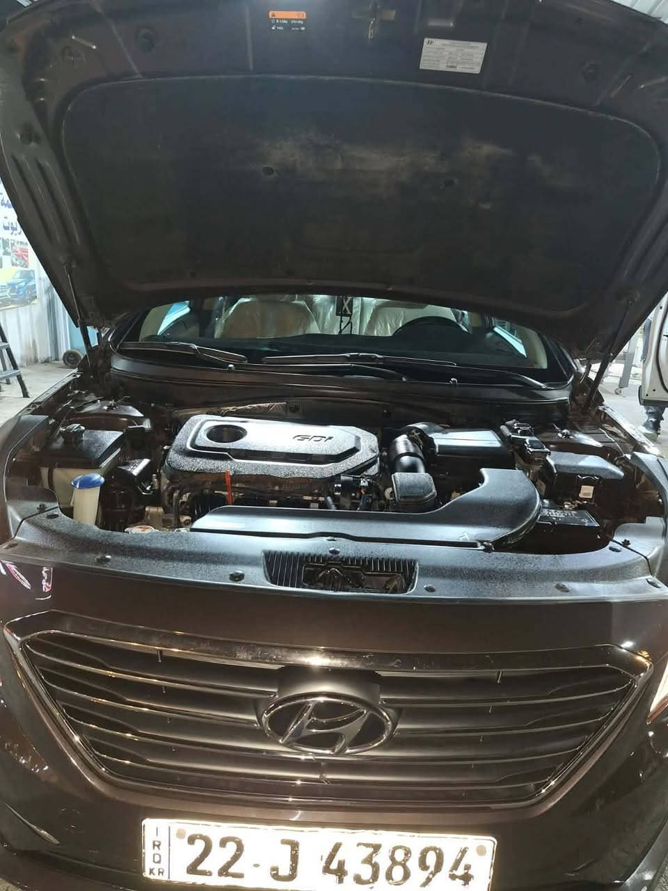 سوناتة 2017 فئت se سبورت  محرك وكير كفالة محرك 2400 أربعة سلندر وارد أمريكي  سيارة حادثها  قطعتين جاملغ السايق و ربع من البني و بيها أيضا بالجنطه بارد شبر 117وبيهة مجال حك الجية ***********
