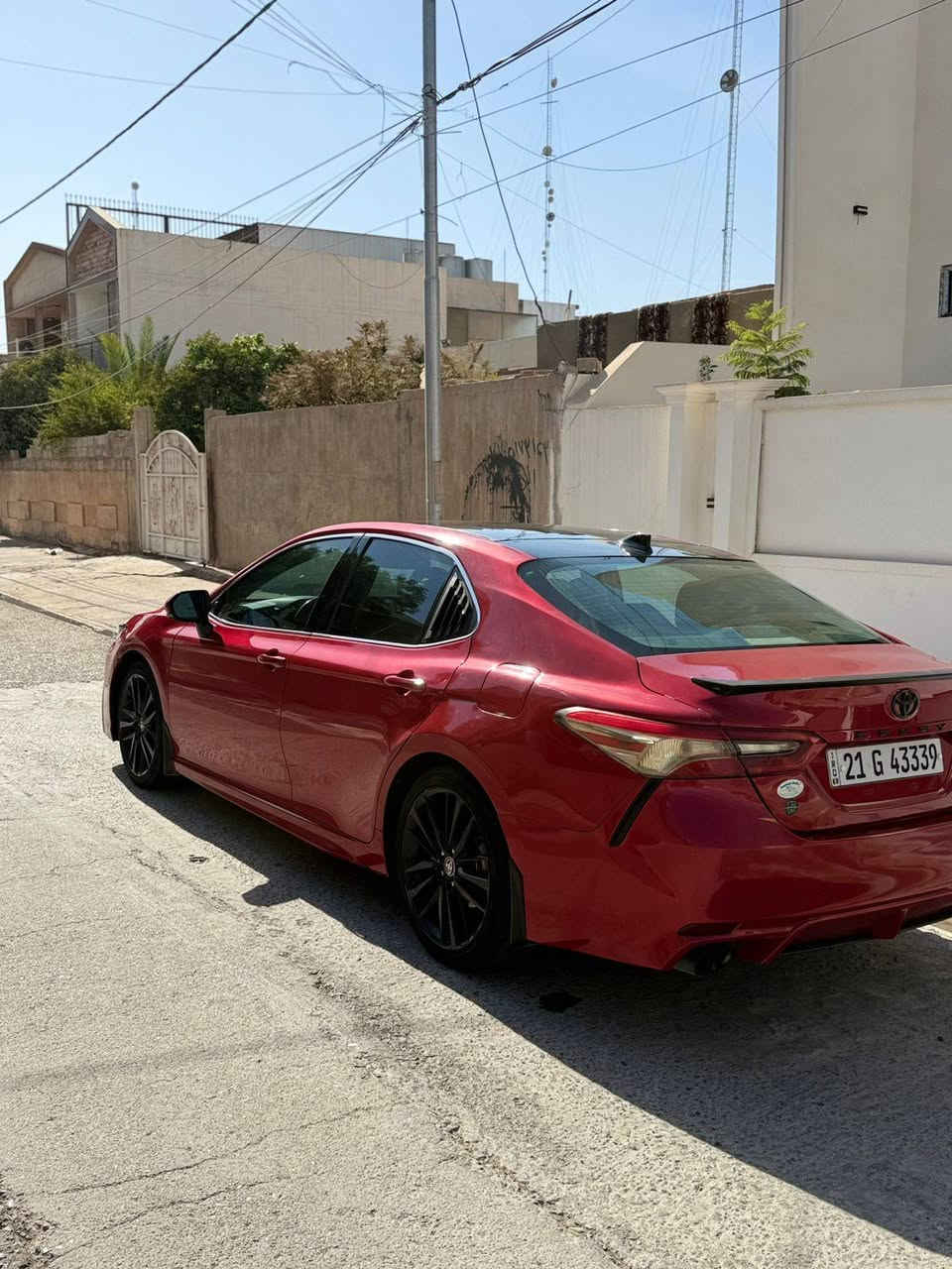 كامري موديل2022 فول واحد عل واحد مكان السياره كركوك حي العسكري بيع او مراوس حسب 
القناعه ب كورله  *********** مكلف بل نشر بس اتصل بيهه قطعه وحدا جامرلق خلفي بدون دواخل السعر ٢١٥ ورقه بيمجال
