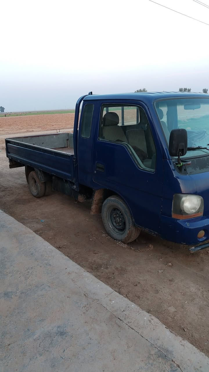 السلام عليكم سياره بنكو ام عيون 2001 رقم ديالى سياره باسمي سنويه الى 26 محرك 3000 السعر72 الاستفسار***********%***********
