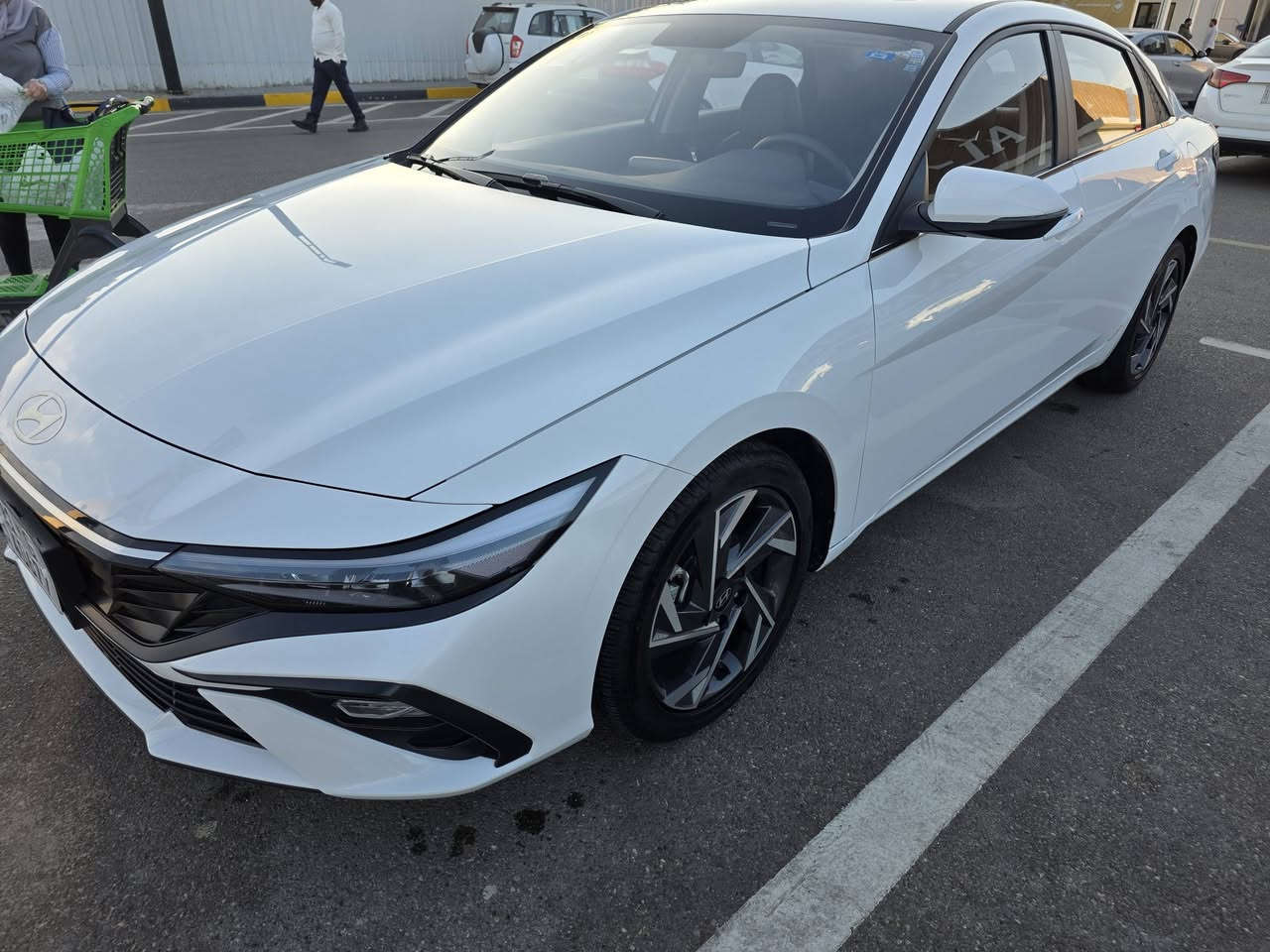 هيونداي النترا
موديل ~~ 2025 
رقم سليمانيه بسم عربي
حره تريد تحويل تريد وكالة
كفااااله عامه 
ماشيه 14 الف
فووول مواصفات
جلد كامره مري شفط ترحيب فتحه سقف 
جديده بعدها بلزكاتها
مكان السيارة المواصلات البياع 
السعر 149
للاتصال ***********
