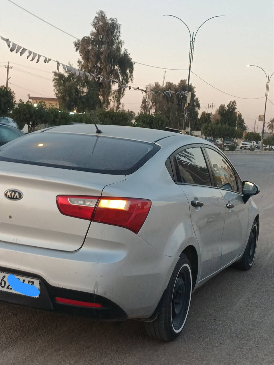 يالله
سلام عليكم 

للبيع او مراوس كيا ريو موديل موديل2013سياره خليجي مكفوله من صبغ وضربه سياره كفاله عامه مكينه 1600خطرتين سياره جديده احلى منصور رقم بابل بسمي سياره مواصفات عاديه بلوتوث جام هيتر مخرج يوسبي مكان سياره بابل مركز سياره بيه فقط بارد موضح بصور مبين ولباقي ع سونار للتاوصل اتصل ع رقم ***********

