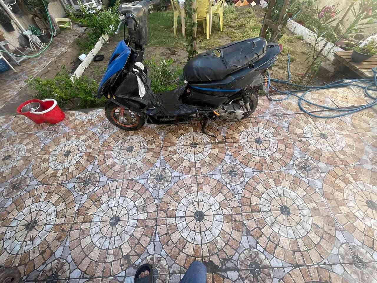 ‏سلام عليكم ماكس مضلع دراجة تشتغل كهربائيات كلها تشتغل ابيكم حديد أبيع كوم حديد لا تقول بي فش بي ما بي مكاني بغداد منطقة الثعالب السعر 180 وبيها مجال *********** ￼￼￼
