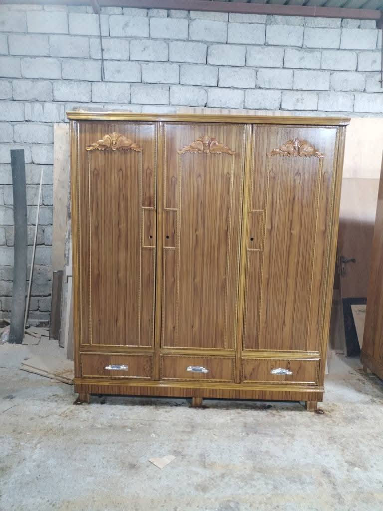 السلام عليكم ورحمه الله وبركاته جزء من عملي ان شاء الله ينال عجابكم فصالات حسب الطلب تصليح جميع الاخشابات  اللا ستفسار اتصل ب الرقم *********** الجدعه داخل القريه بادارة ابو جود
