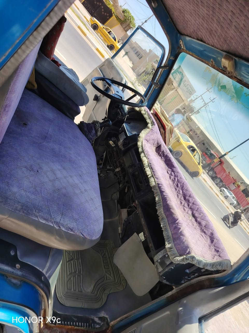 السلام عليكم كنتر للبيع فحل بلادي قلاب مكينه 104يعني 32 رقم قادسيه موديل 92 شاصي مكفول مكفوله كفاله عامه  عنوان نجف كوفه *********** حسن عراك *********** احمد اتصل فقط رجاء
