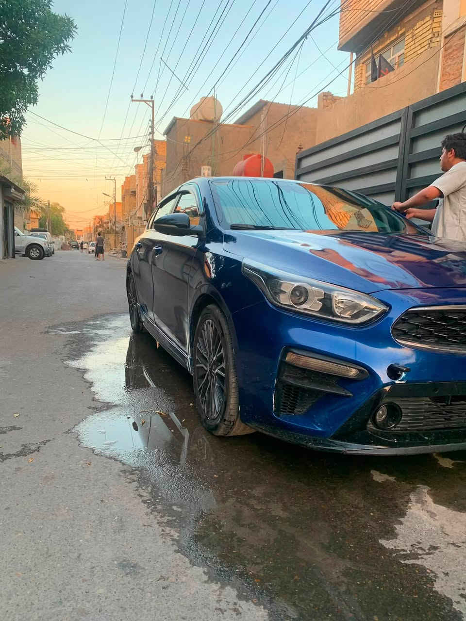 السلام عليكم
فورتي وارد امريكي موديل ٢٠٢٠ 
مواصفات الفورتي المعروفه 
كير مكينه مكفولات ادامه كامله للسياره 
جاهزه لاخر حباية
سعر 92  
سونار مرفق بل منشور كلشي واضح 
الشراي يتصل ***********
