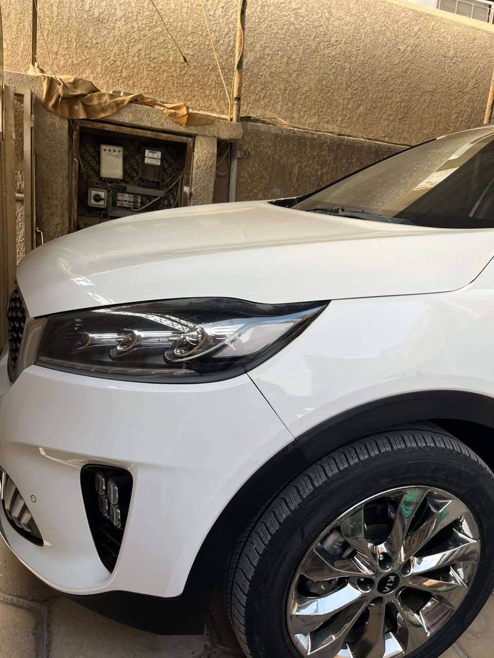 سلام عليكم سورنتو 2020 للبيع خليجي محرك 6 سلندر رقم بغداد خصوصي السيارة باسمي تحويل مباشر مكفولة كفالة عامة عدا بارد مثل ماموضخ كشنات جلد ومفروشة جلد صندوك كهربائي شاشه كبيرة كير 8 نمر بدأت نيكل بصمتين وياها  تحكمات سترين 7 راكب تبريد 3 قطع إنارة ترحيب سيارة تخم تايرات جدد مكاني بغداد الدورة للاستفسار ***********
السعر 240 بيها مجال بسيط كلش والسيارة ماشية 200Km لحد يجي يكسر بسعرها يكلي 230 سيارة ماشية بس نضيفة كلش منطيها مثل ماتنطيني
