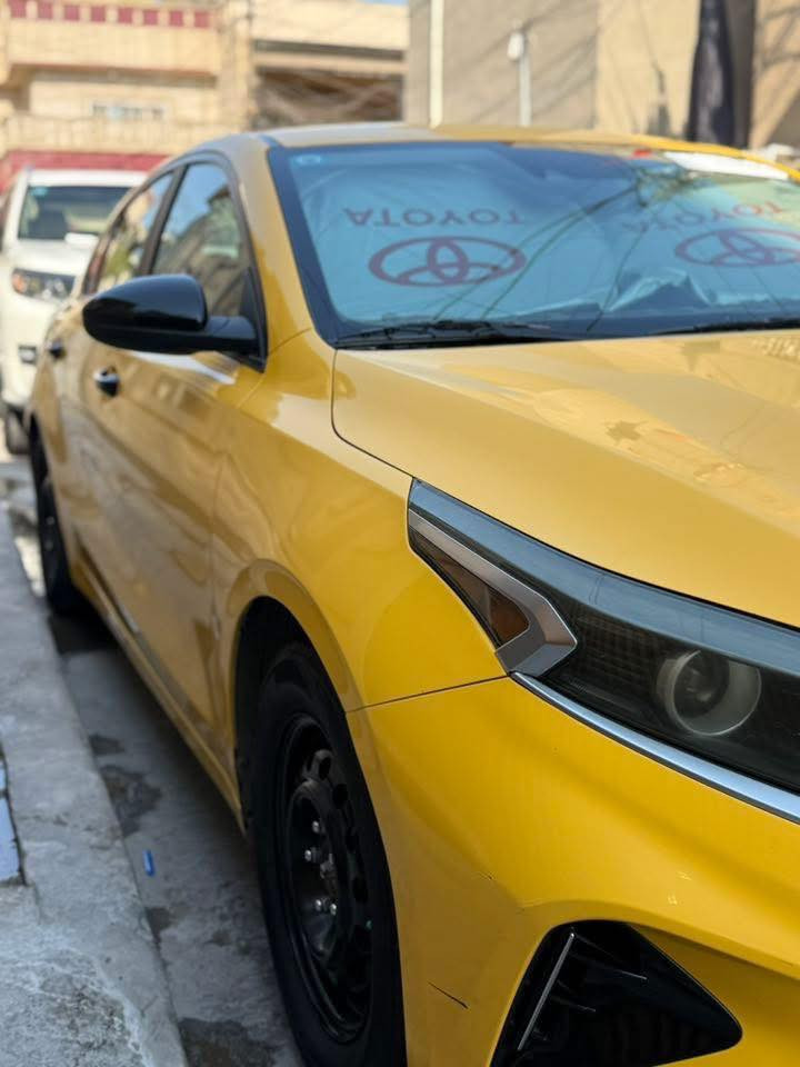 كيا فورتي وارد امريكي تكسي رقم أجرة موديل 2023

حادثهة تبديل بنيد فقط 
عداد المسافة 60ميل
السيارة خير من الله تخم تاير جاهزة من كلشي وصيانة عامة 
منضومة غاز ايطالي ٦٠لتر
رقم بغداد انكليزي ب اسمي 
عنوانهة بغداد 
السعر 155وبيهة مجال 
***********
