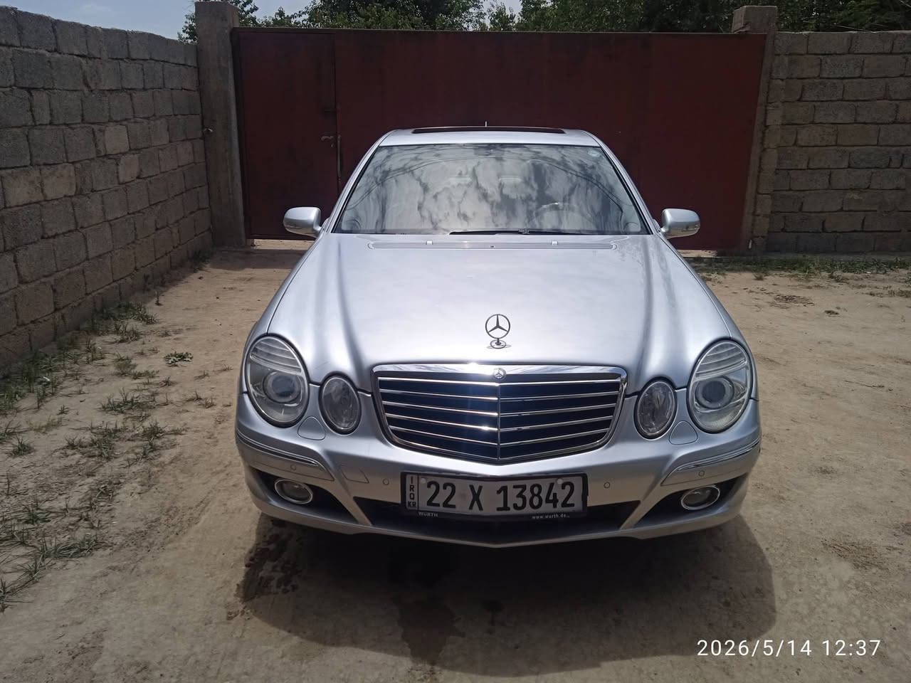 مارسدس موديل 2007فول وتماتيك بصمه بانوراما كشانه تدفه تبريد كهرب قطعتين تبريد المحرك والكير.مشدود مال كصه لاصلي مارسدس وثنينهن شرط محرك أربعة سلندر اقتصادية فول تايرات جديده باتري جديد بيه قطعه وحده ضرر جاملغ مرشوشه حزام جماليه رقم أربيل دولي سنويه 2028 اني الوكيل التحويل بيدي السياره حلوه وبسعر النتره بالعافيه عالياخذه الاتصال على الرقم التالي *********** مكان السياره نينوى القياره
