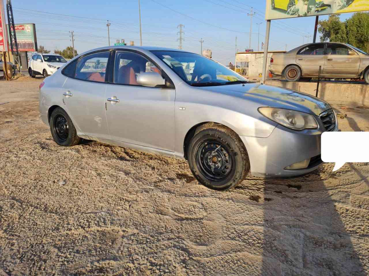 النترا أدوات.      أدوات موديل 2009 سلفر  تبريد  ثلج
شاشة ١٧ اصلية
مكينة ١٦٠٠ جديده
تخم تاير
كاميرا خلفية سعر 36
سياره نظيفة
6 ***********  مكان النجف
