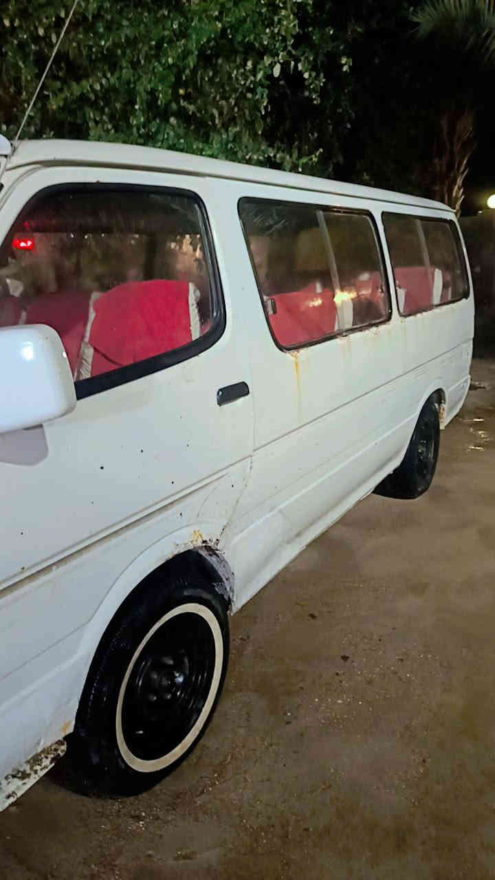 السلام عليكم فاتون للبيع 2009 رقمها بابل السياره كوم حديد برغي مناقصها  الله شاهد سياره خير من الله وجان بيها خط بس ماعندي فراغ الها السعر $20وبيها مجال قليل
***********
