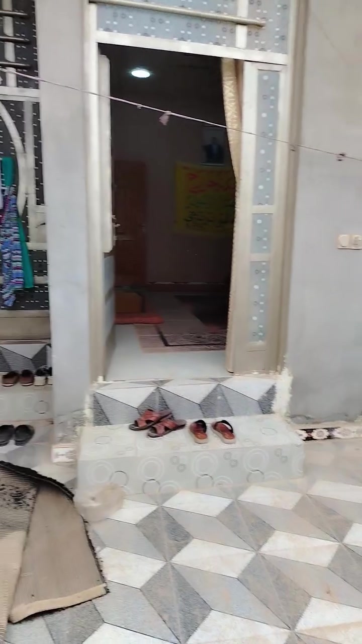 بيت للبيع مساحه 100متر طابقين بالجزء الثالث الأميري العنوان التحرير الحولي الزراعي للاستفسار الاتصال ***********

