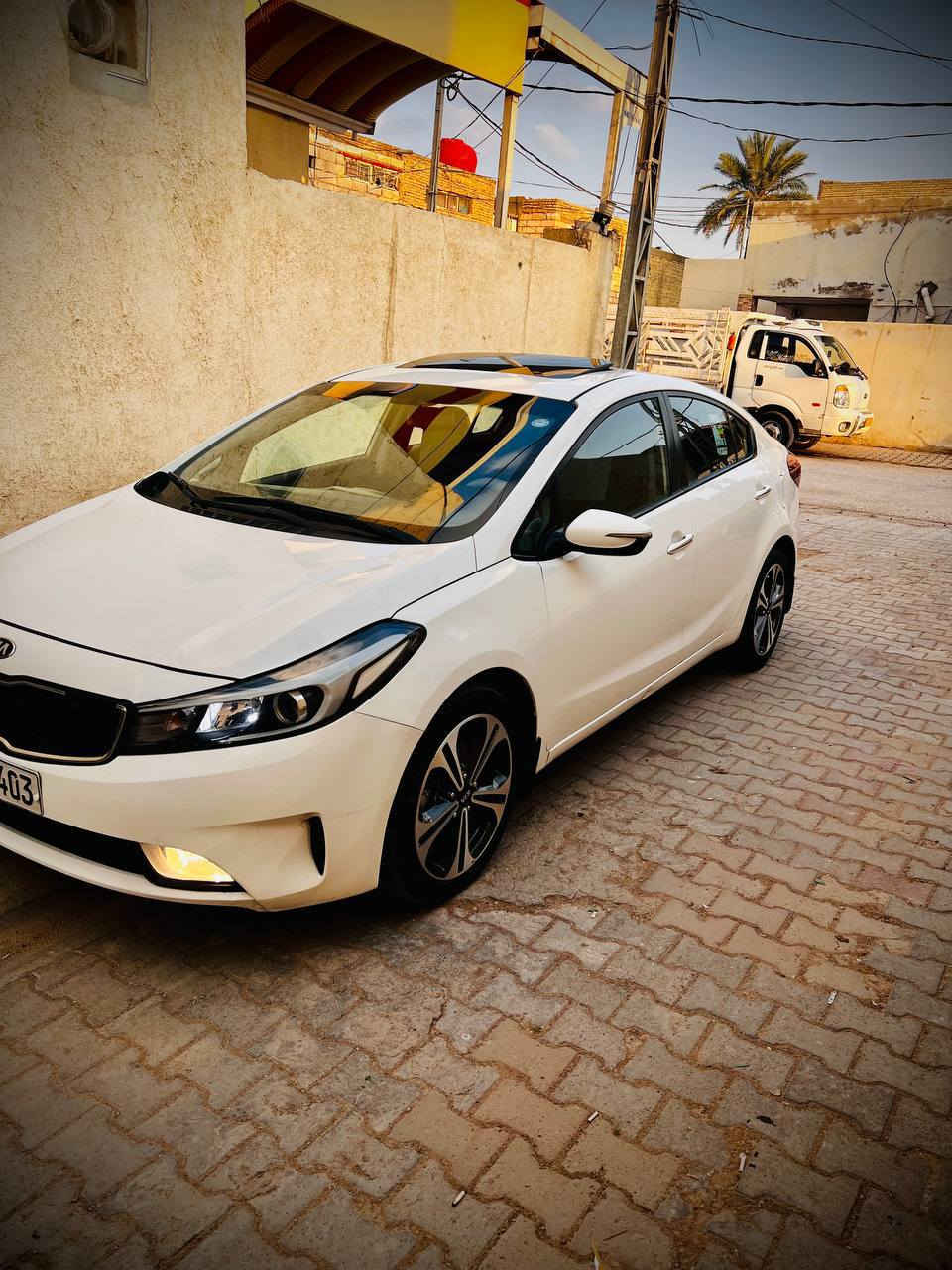 سيراتو مديل ١٧ فول خليجي مواصفات عدى البصمه مكينه ٢٠٠٠ رقم اربيل انكليزي حداديه مكينه كير جيد سيار معايزه شي بيه جاملغ لايسر صبغ  وكرت بل الباب معايزه برغي سعره ١٣٨ مجال بسيط ***********
