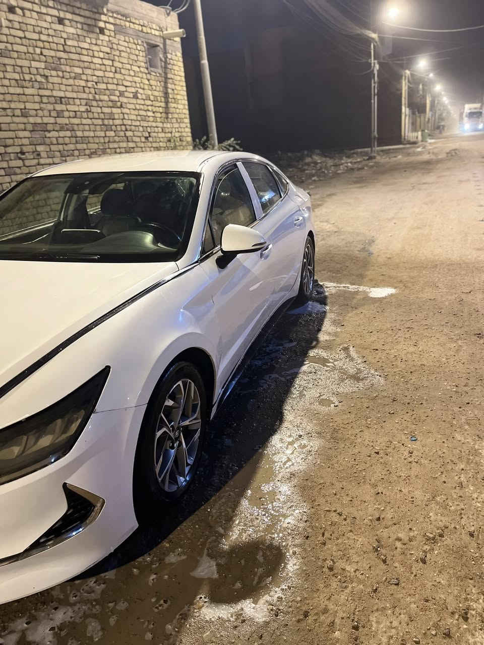 السلام عليكم سوناتا 2021 وارد امريكي مكاني بصره سياره حلوه تجي وتشوف بعينك سعر 130 وبيع مجال للشراي ***********
