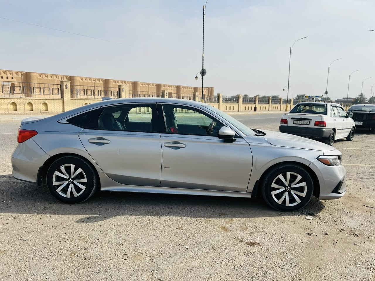 السلام عليكم ورحمة الله وبركاته
هوندا سفك موديل 2023 رقم صلاح الدين معوقين 
المكينه الفين ماشيه ٥٠ حادثها قطعتين بدون دواخل 
العنوان صلاح الدين سامراء 
رقم ***********
