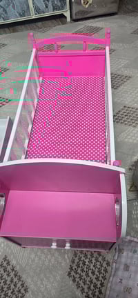 كاروك البيع سعر مناسب مستخدم شي قليل 07818590366