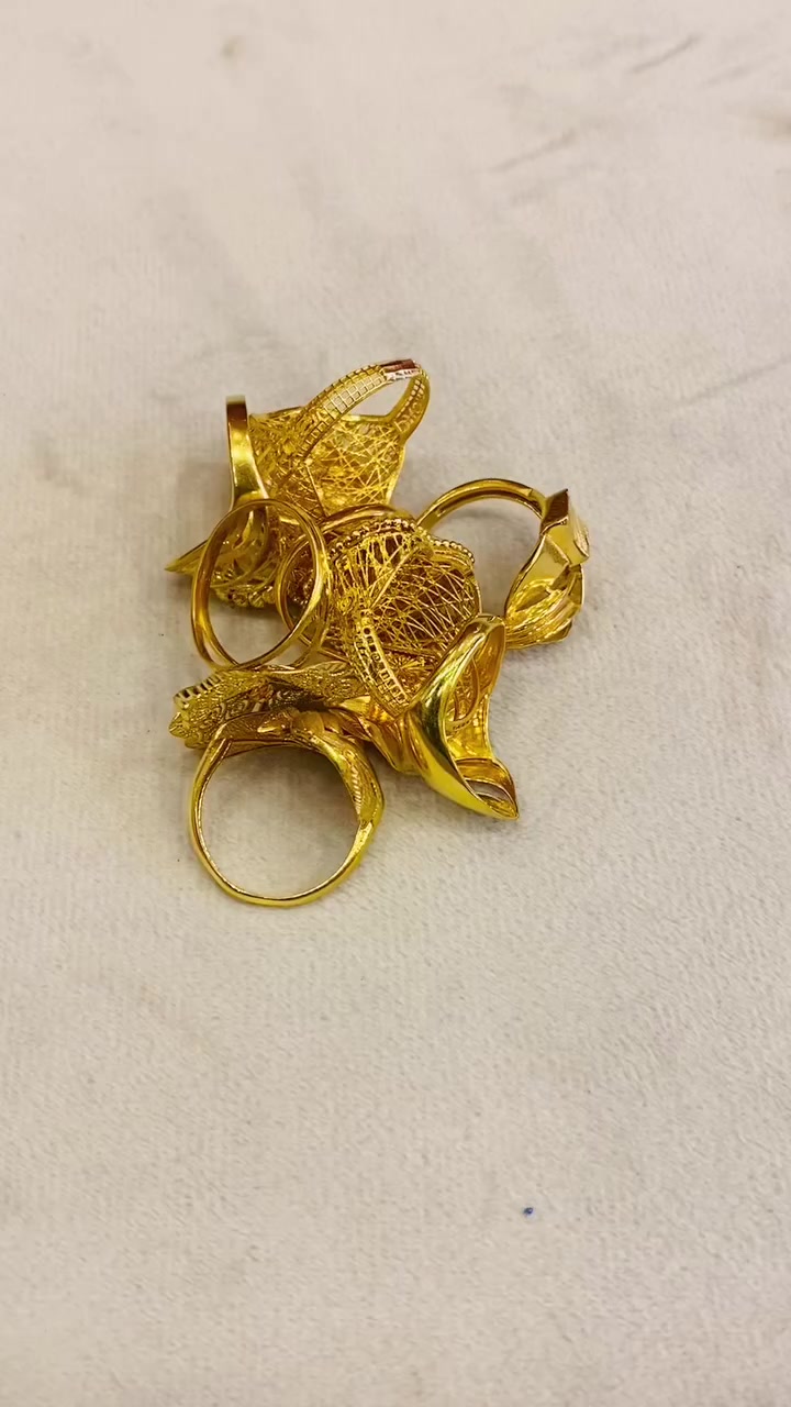 مجوهرات_الياقوت2💎 

محابس اماراتي 💎

العنوان بابل/محاويل/شارع التجاري.
        
. *********** مرتضى        
  *********** محمد
  ***********حسين 
  ***********مؤمل 
واتساب
