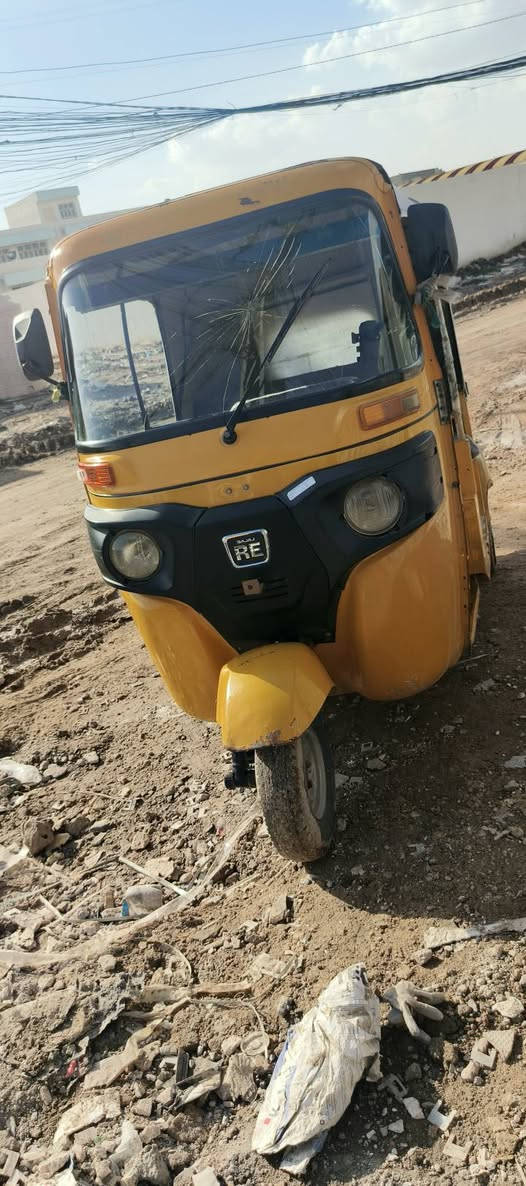 سلام عليكم تكتك للبيع كفاله محرك وكشر ماناقصهه كلشي كبل للشارع مديل ٢٠١٩اوراق ستنساخ المكان الحمزه الغربي سعر ٤وبيهه مجال حك الجيه***********
