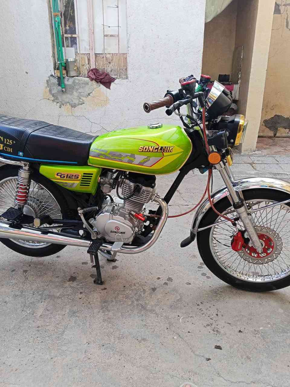 السلام عليكم عندي دراجه تايكر البيع موديل 25 الشراي يتصل عله هاذه الرقم ***********
