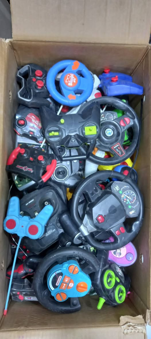 من رخصة الأدمن  ١١٧ ريمونت شرط كلهن فاحصهن وشغالات 80 الف شامل التوصيل ***********.....الشعب سوق شلال..ومتوفر توصيل لكافة المحافظات
