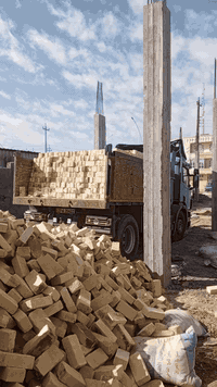 البيع طابوق الصلاح الون وقالب وركن وقوه وعدد الدبل 4250مضبوط يتوفر ناصريه بصره الاستفسار ***********
