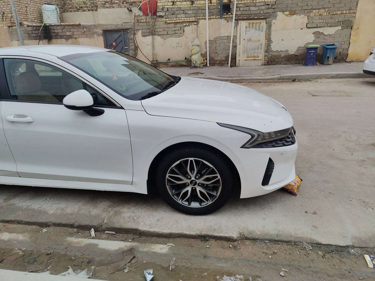 السلام عليكم للبيع كي فايف خليجيه كفاله عامه مديل 21 حره تحويل مباشر جاهزه من جميع النواحي مكينه الفين مكاني ناصريه مركز ***********
