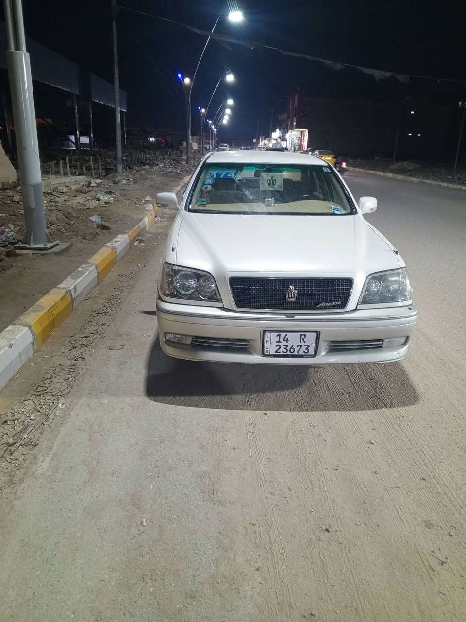 سلام عليكم ملكه جنون للبيع رقم بصره تحويل ثاني يوم
سياره نضيفه كلش قرار 48
(2002)
ديفور الجبير
اربع دكم
كرستال اصل
الدواخل فول 
كشنات وستيرن كهربائيه
برده خلفيه
تبريد خلفي ومامي
ثلاجه
ويل نجمه
طخم تاير جديد
حداديه 90‰
سياره مكفوله من الكص ولعيب الشرعي ونقل جثه التريده موجود بيه ماعده الفتحه السعر 155 وبيه مجال حك الجيه مكان ناصريه وهاذه رقمي ***********
