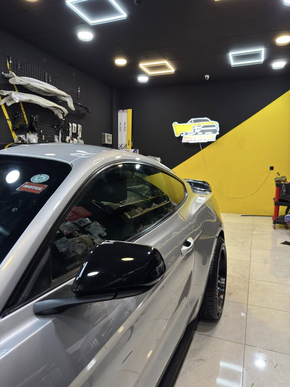 MUSTANG 2016 V6
موستانك للبيع
مكينة و كير و اكسل ب شرط
كيت كامل شيلبى
بونيت فافون دعامى و شوارب و سبولر GT500
سيارة ستوك بس ما به حجر
٣ قطع امامى صبخ
٣٠سانتيم جاملغ خلفى سكن تعديل و مصبخ
 ويل ١٨ توو سايز ١٠.٥ انج
ENKEI RACING RPF1 JAPAN
تايرات NITTO JAPAN 2025
سنوى ٢٠٢٧ ب اسمى 
رقم جديد  
ماشى ١٦٠  الف كيلو 
Fan boost for cooling
SERVICE AND OIL MOTUL
BREMBO BRAKES
مكانى اربيل
سعر ١٤٥ ورقة
0751 509 7879
