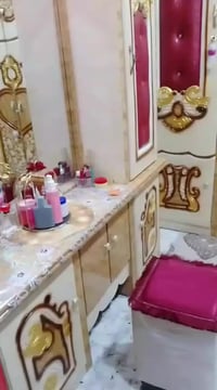 غرفة للبيع • سوق الشيوخ • العكيكة